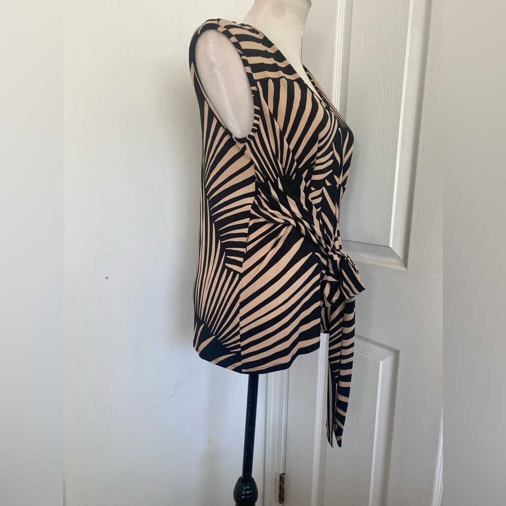 Joseph Ribkoff Geometric Pullover Top - Picture 5 of 10